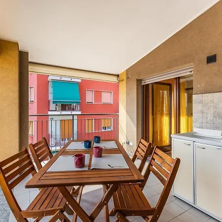 Large With Terrace Ac E Wifi *